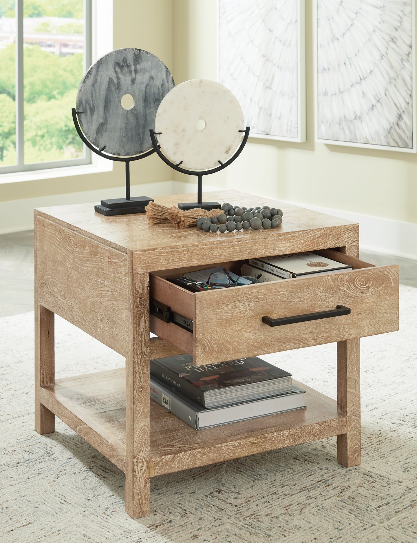 Belenburg Square End Table